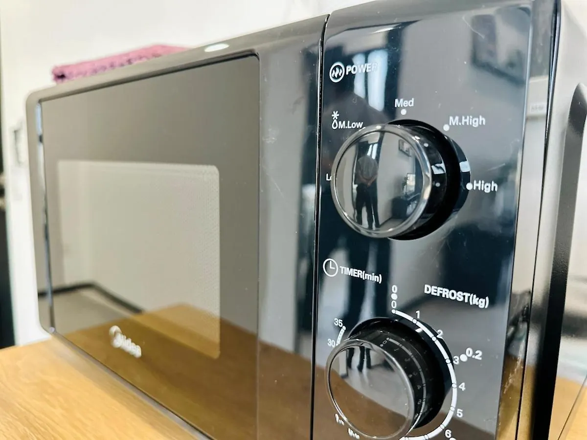 Familystay Home 3Br-10Pax Urban Suites 조지타운 0*,