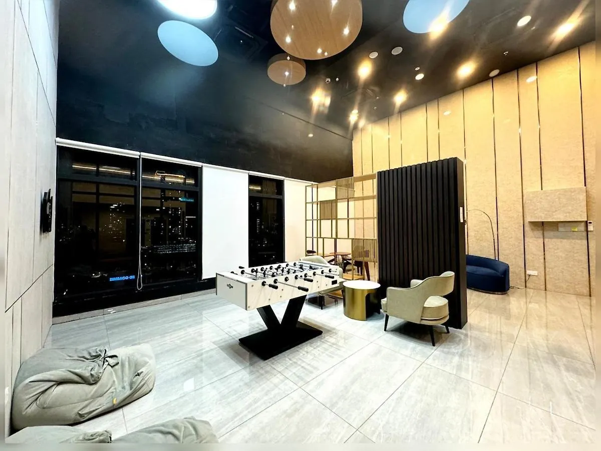 아파트 Familystay Home 3Br-10Pax Urban Suites 조지타운 말레이시아