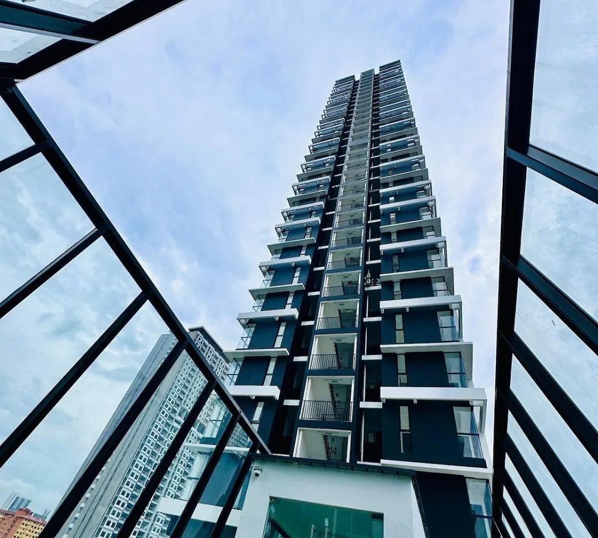 Familystay Home 3Br-10Pax Urban Suites 조지타운 아파트